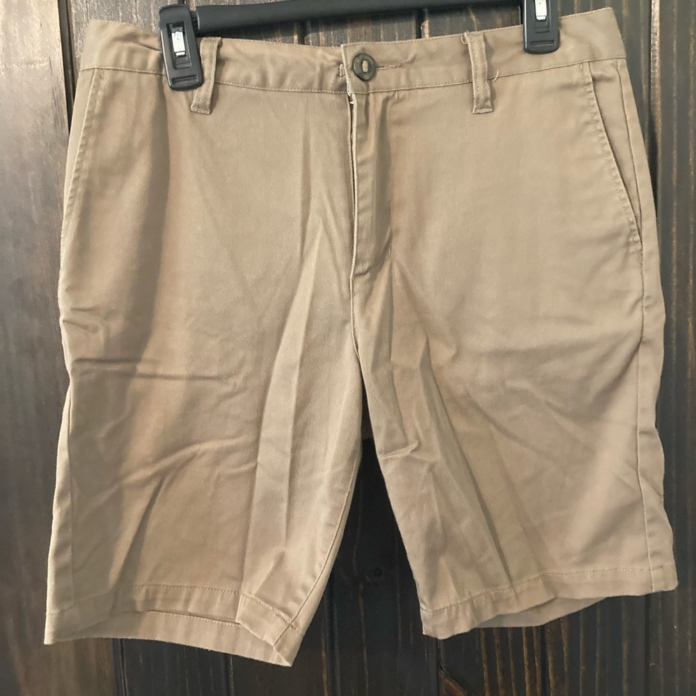Blue Crown slim fit khaki shorts size 31w